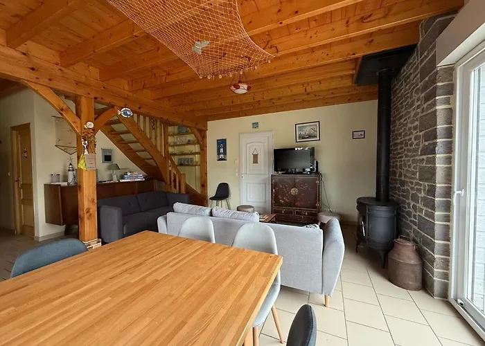 Maison A 400m De La 펜션 *